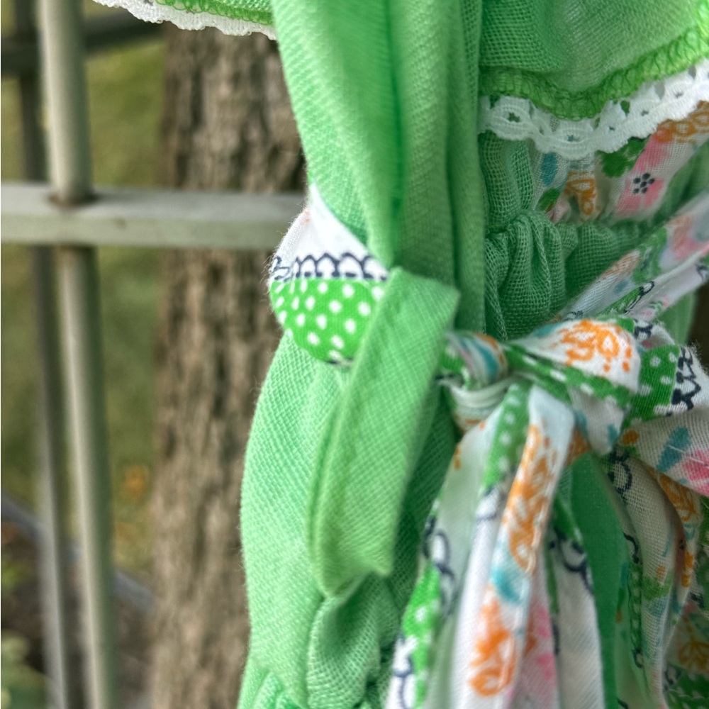 Sears roebucks vintage 1960s Green Floral Kids Dress - Picture 4 of 7